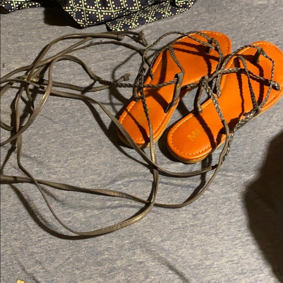 Lace up Sandals - Picture 2 of 4